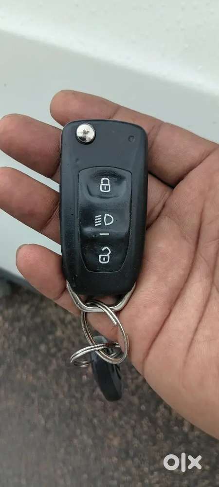 Tata Punch Smart Petrol 2021