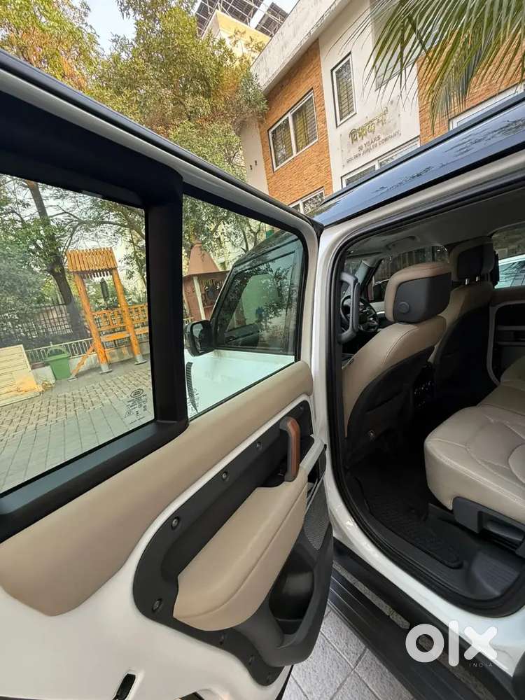 Land Rover Defender 2023 Diesel 45000 Km Driven
