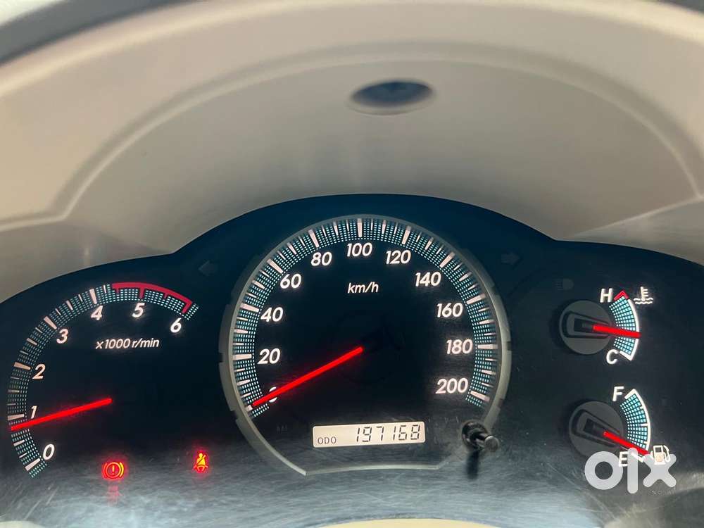 Toyota Innova 2.5 Vx 7 Seater Bs Iv, 2013, Diesel