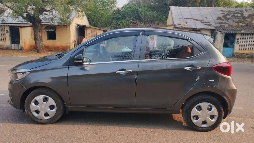 Tata Tiago 1.05 Revotorq Xm, 2024, Petrol