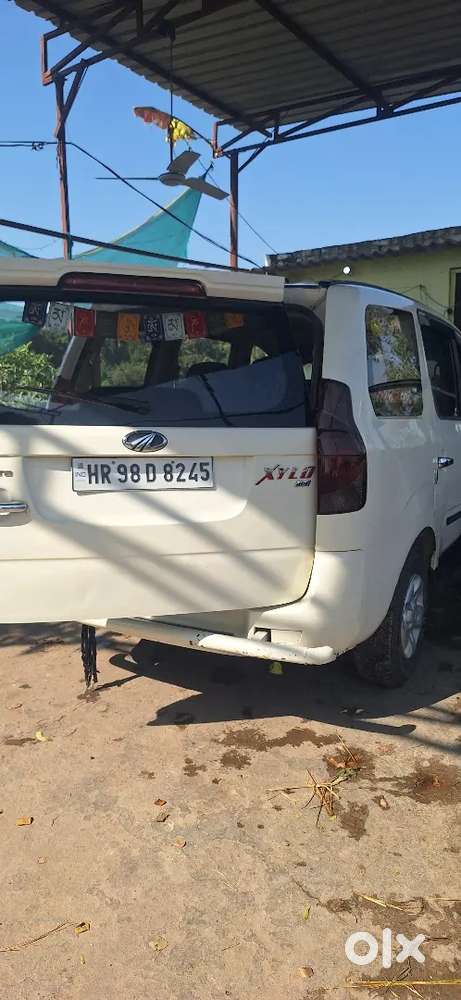 Mahindra Xylo 2015