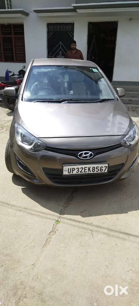 Hyundai I20 Sportz Crdi 2012