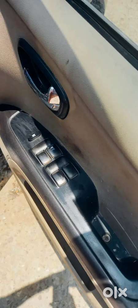 Hyundai I10 2012 Cng & Hybrids 98000 Km Driven