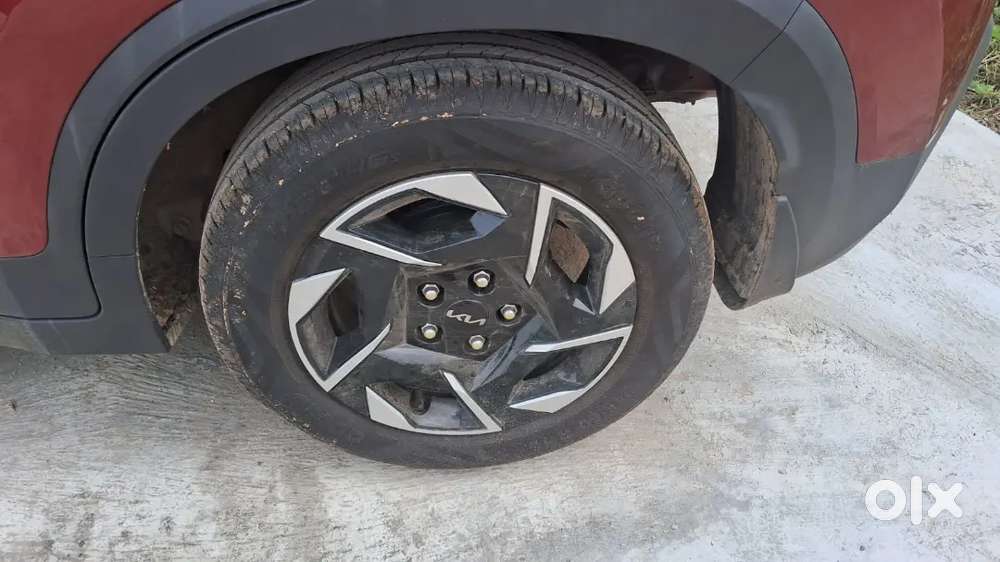 2024 Kia Sonet Petrol Single Top Model Fully Company Service Km 15000