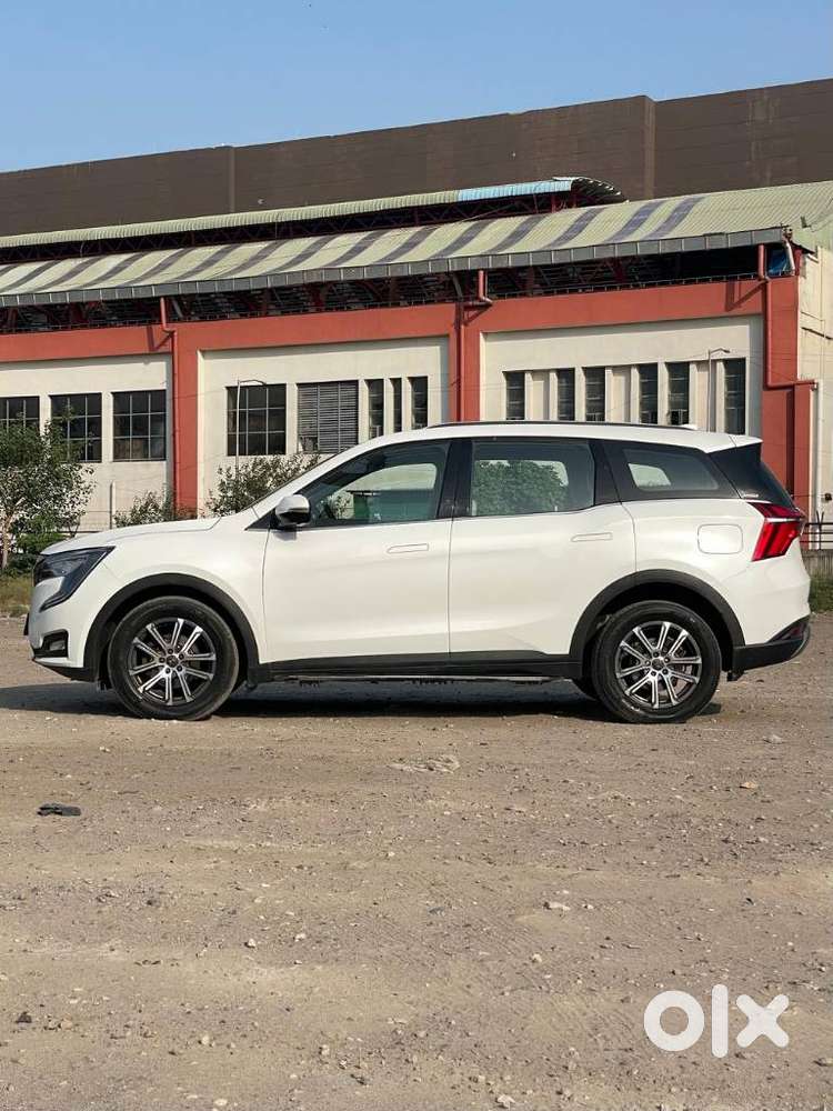 Mahindra Xuv700 2.0 Ax 7 Petrol At Luxury Pack Str, 2024, Petrol