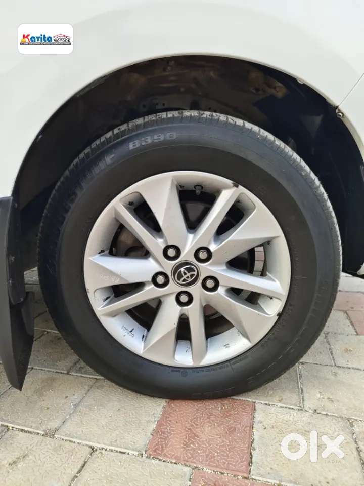 Toyota Innova Crysta [2020-ongoing] 2.4 Gx 8 Str, 2019, Diesel