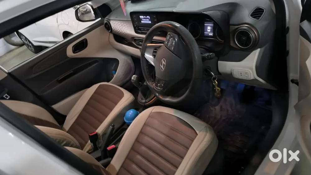 Hyundai Aura 2025 Cng & Hybrids 24885 Km Driven
