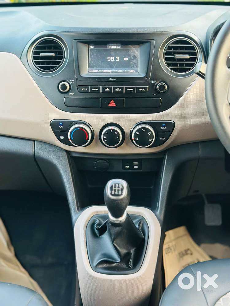 Hyundai I10 Sportz, 2017, Petrol