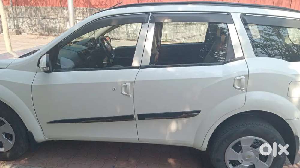 Mahindra Xuv500
(2019 December)  
Diesel 
Original Condition