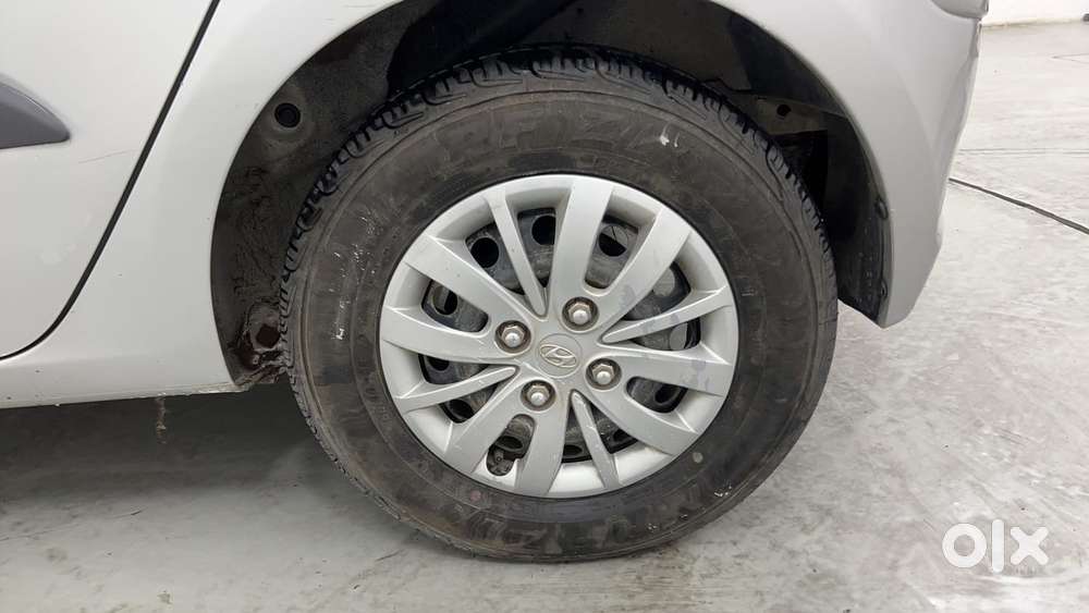 Hyundai I10 Sportz 1.1 Irde2, 2016, Petrol