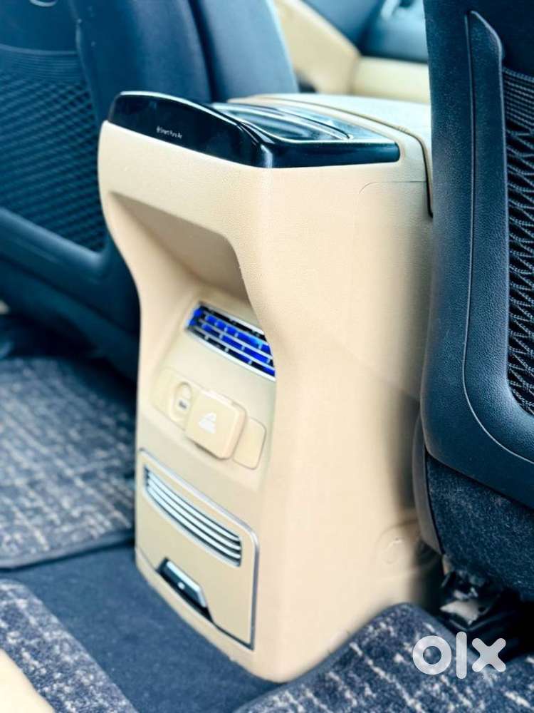 Kia Carnival Limousine Plus 7 Str, 2020, Diesel