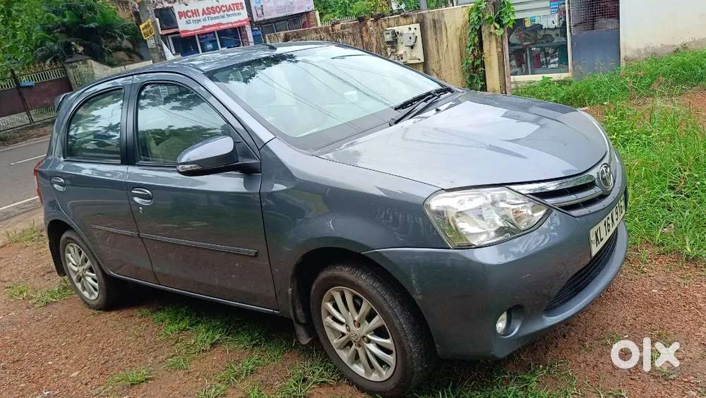 Toyota Etios Liva V Limited 2013
