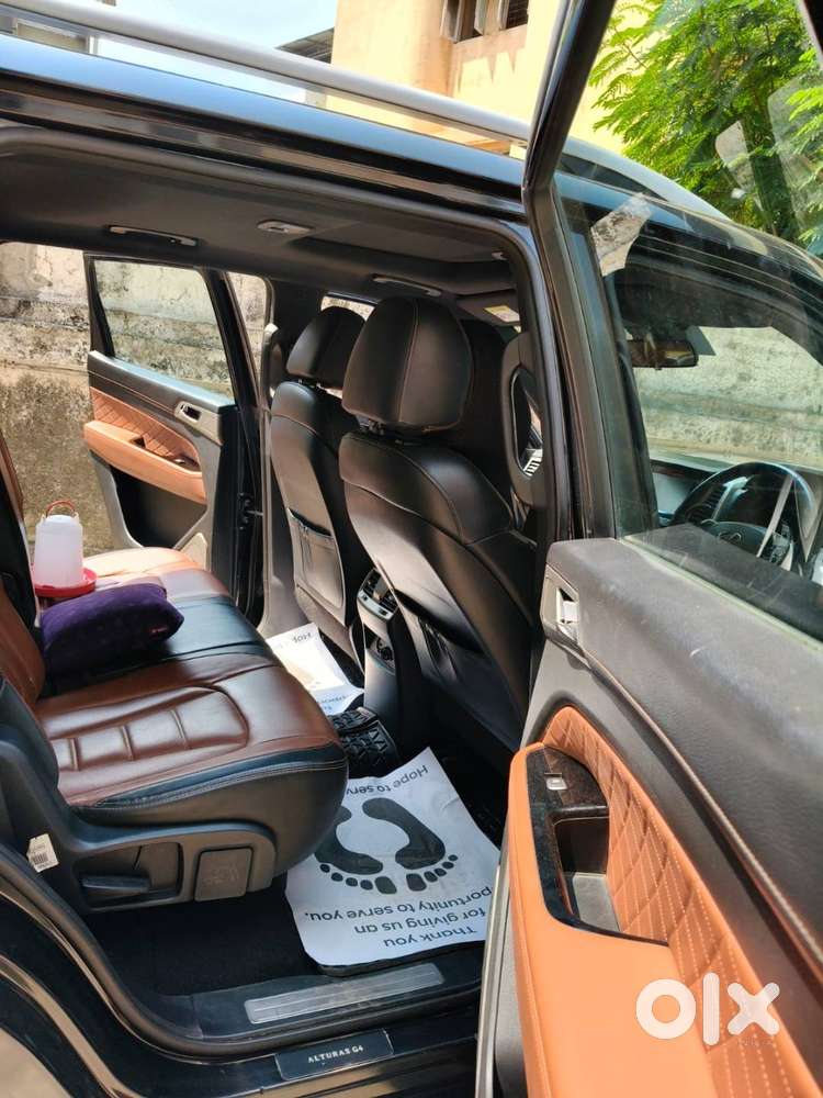 Mahindra Alturas G4 2019