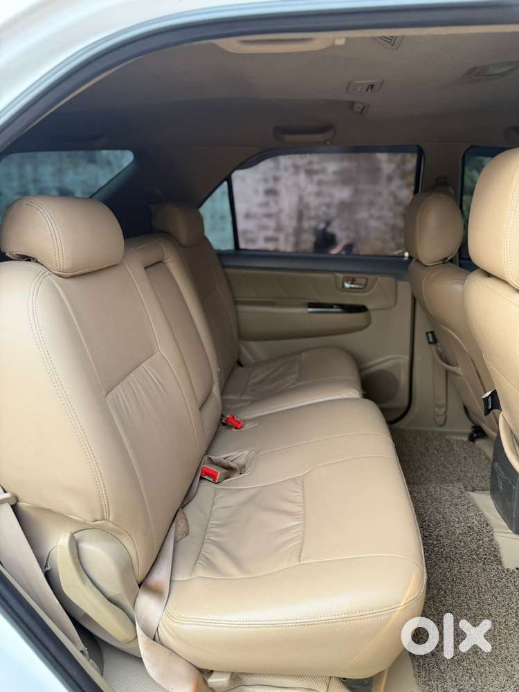 Toyota Fortuner 3.0 4x2 Automatic, 2013, Diesel