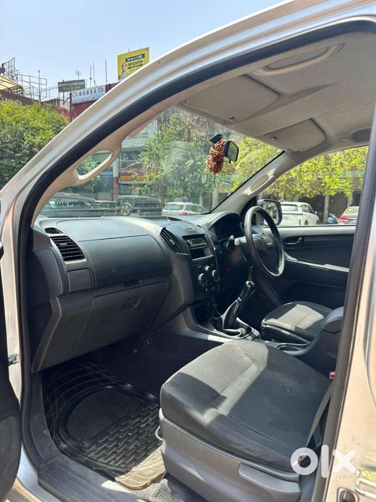 Isuzu Dmax S-cab Hi Ride