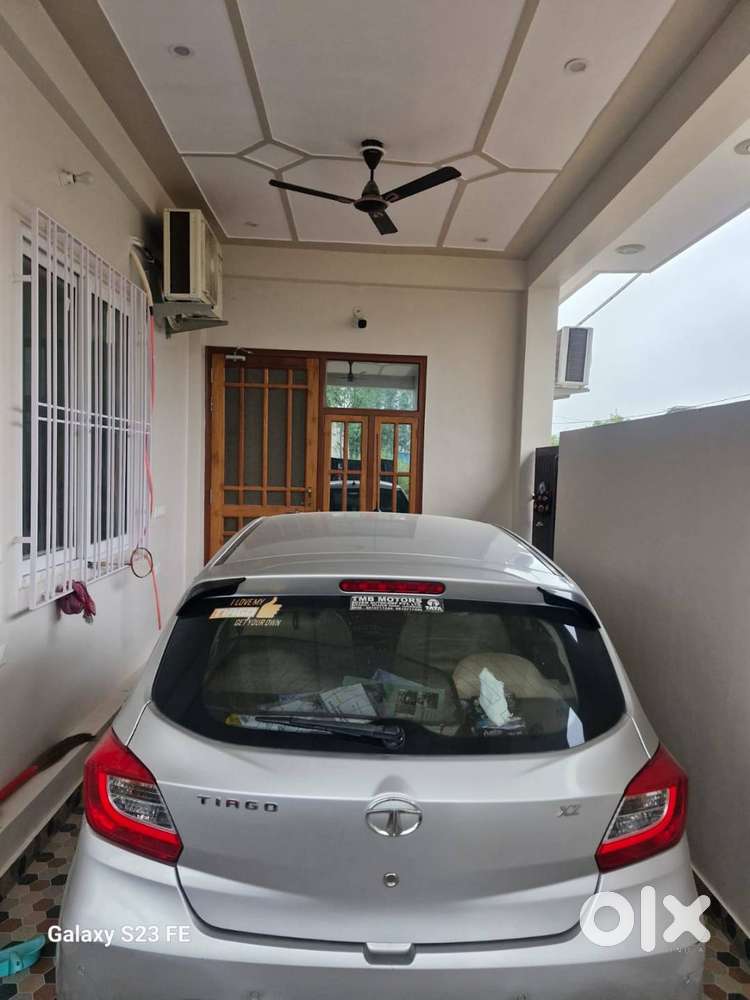 Tata Tiago 2018 Petrol
