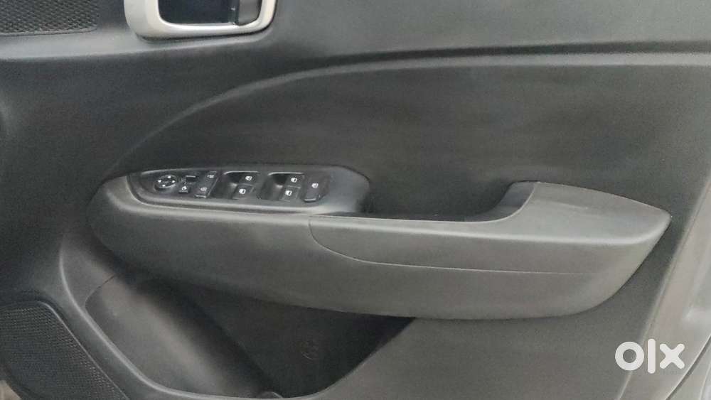 Hyundai Venue Sx Plus Turbo Dct, 2021, Petrol