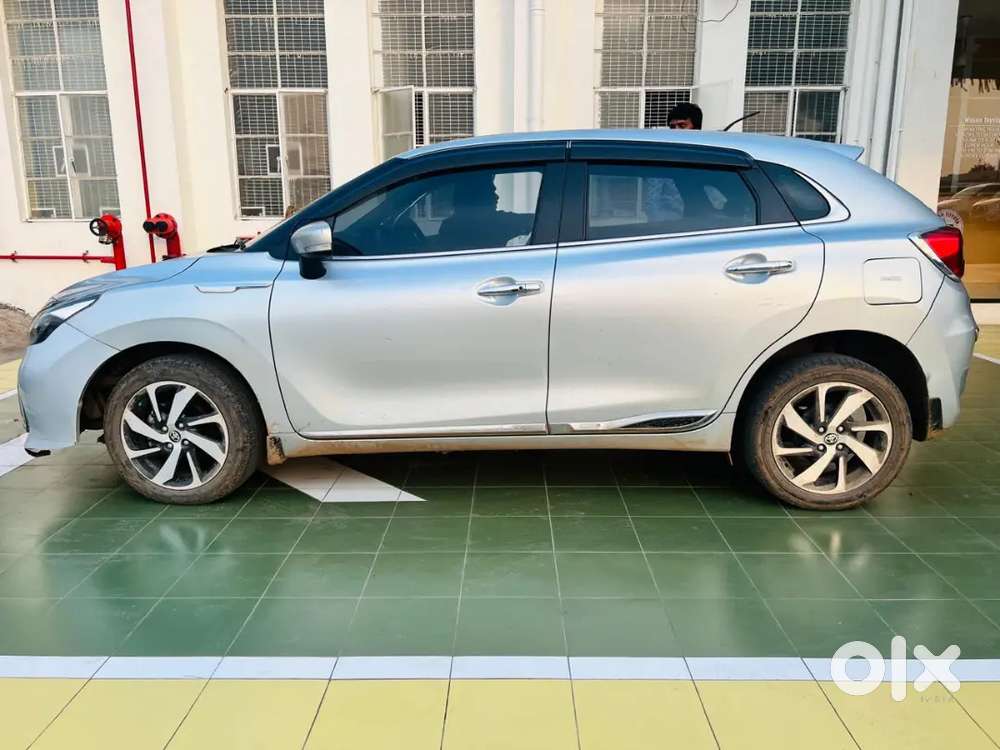 Toyota Glanza 2023 Cng & Petrol 30000 Km Driven