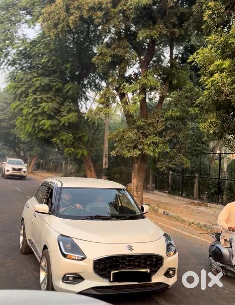 Maruti Suzuki Swift 2024 Petrol Well Maintained