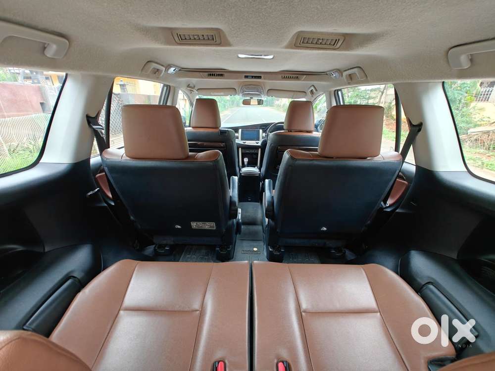 Toyota Innova Crysta 2.8z Automatic, 2018, Diesel