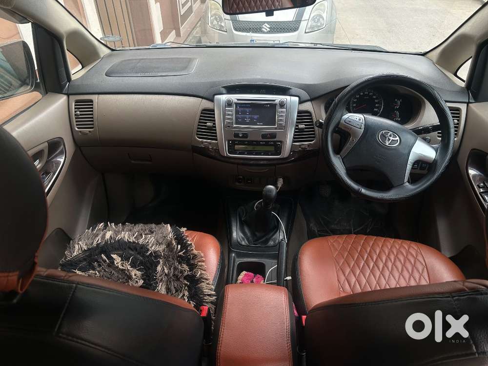 Toyota Innova 2015 Model