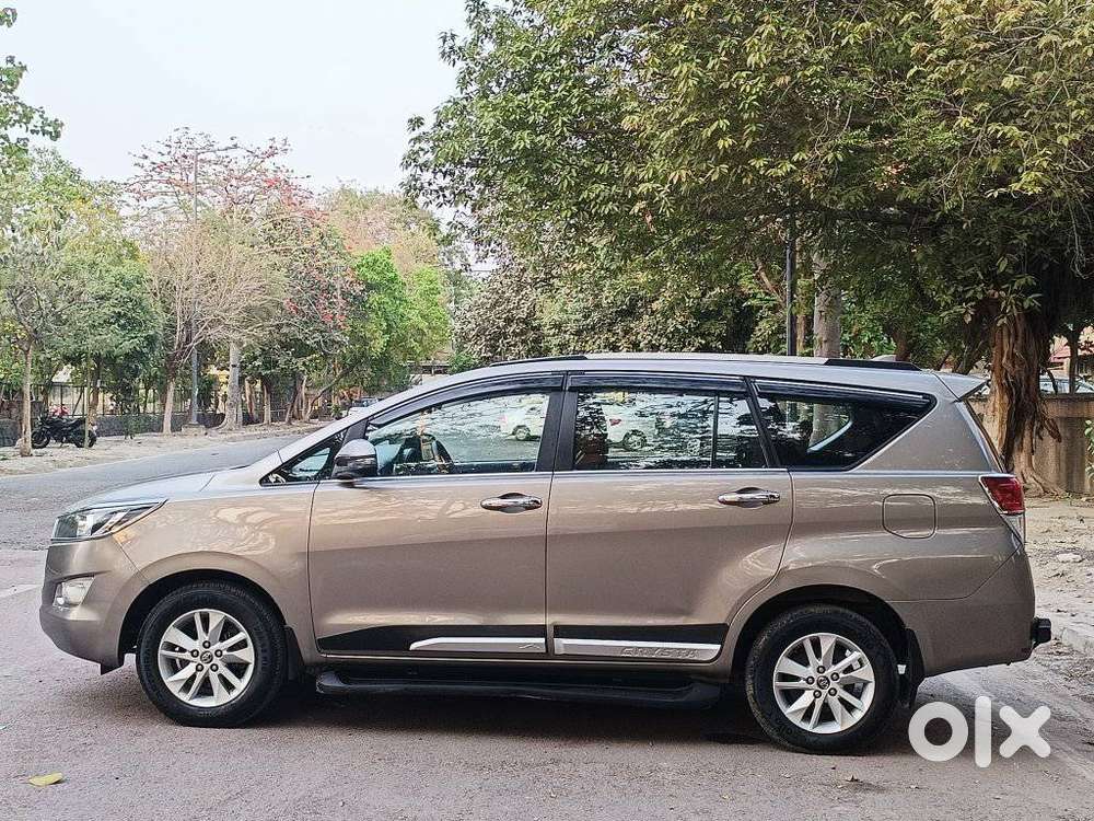 Toyota Innova Crysta 2.4 G Mt, 2019, Diesel