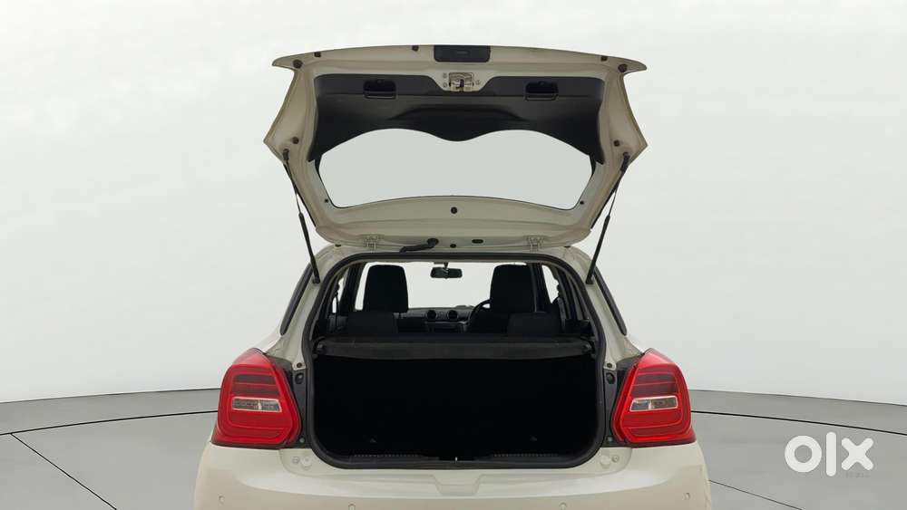 Maruti Suzuki Swift Amt Vxi, 2020, Petrol