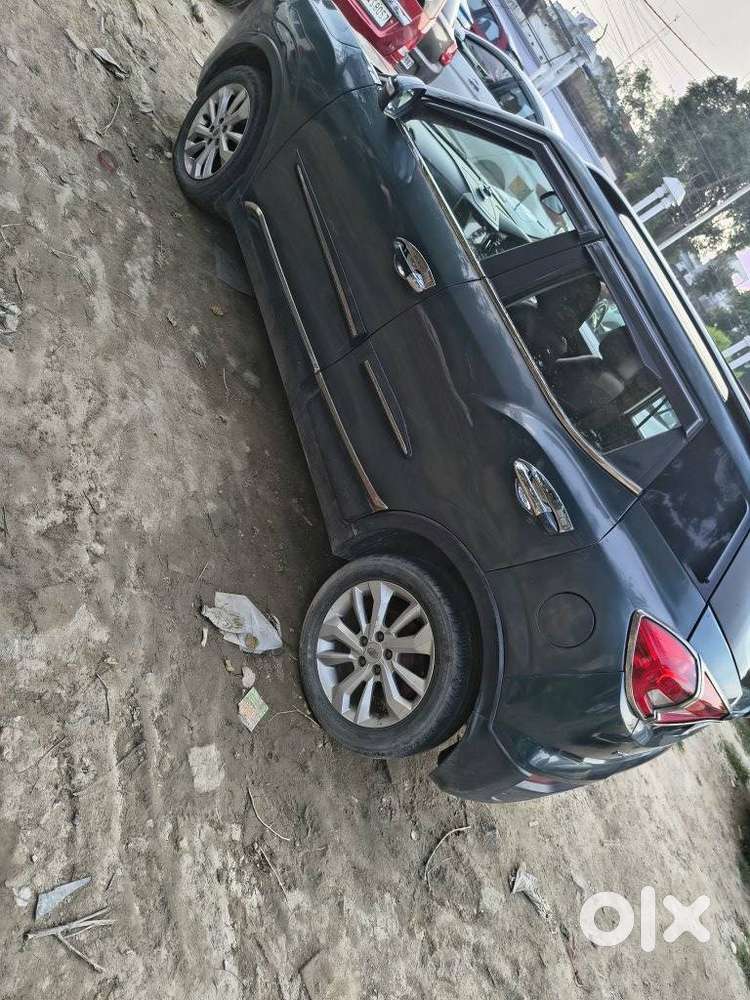 Mahindra Xuv300 W8, 2020, Cng & Hybrids