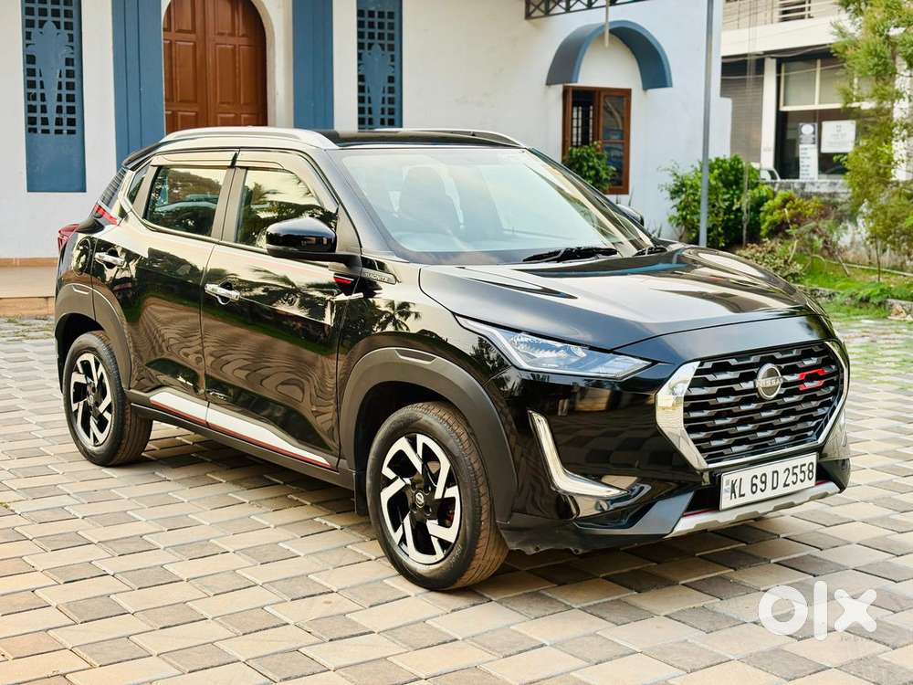 Nissan Magnite Xv Turbo Cvt Red Edition, 2023, Petrol