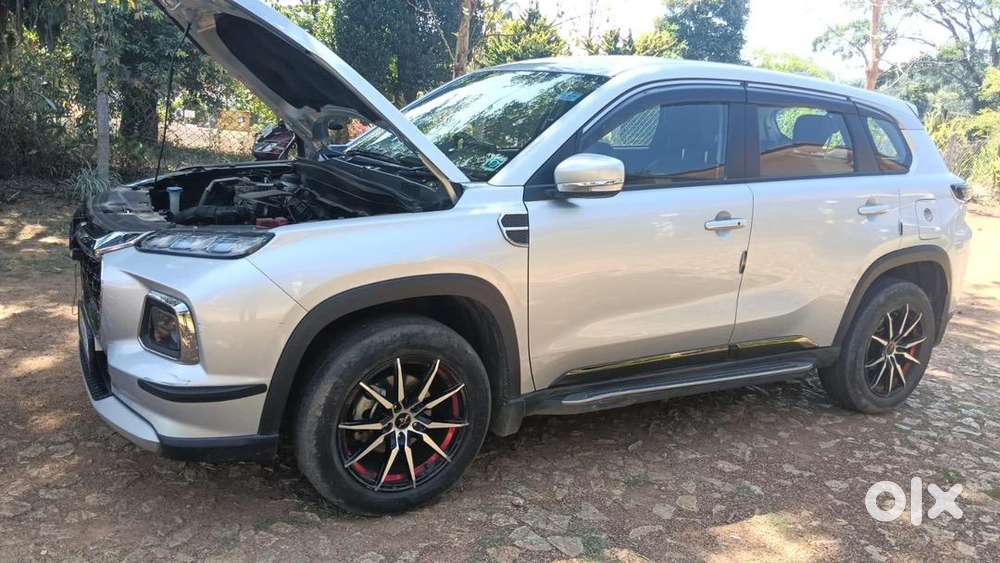 Maruti Suzuki Grand Vitara 2023 Petrol Well Maintained