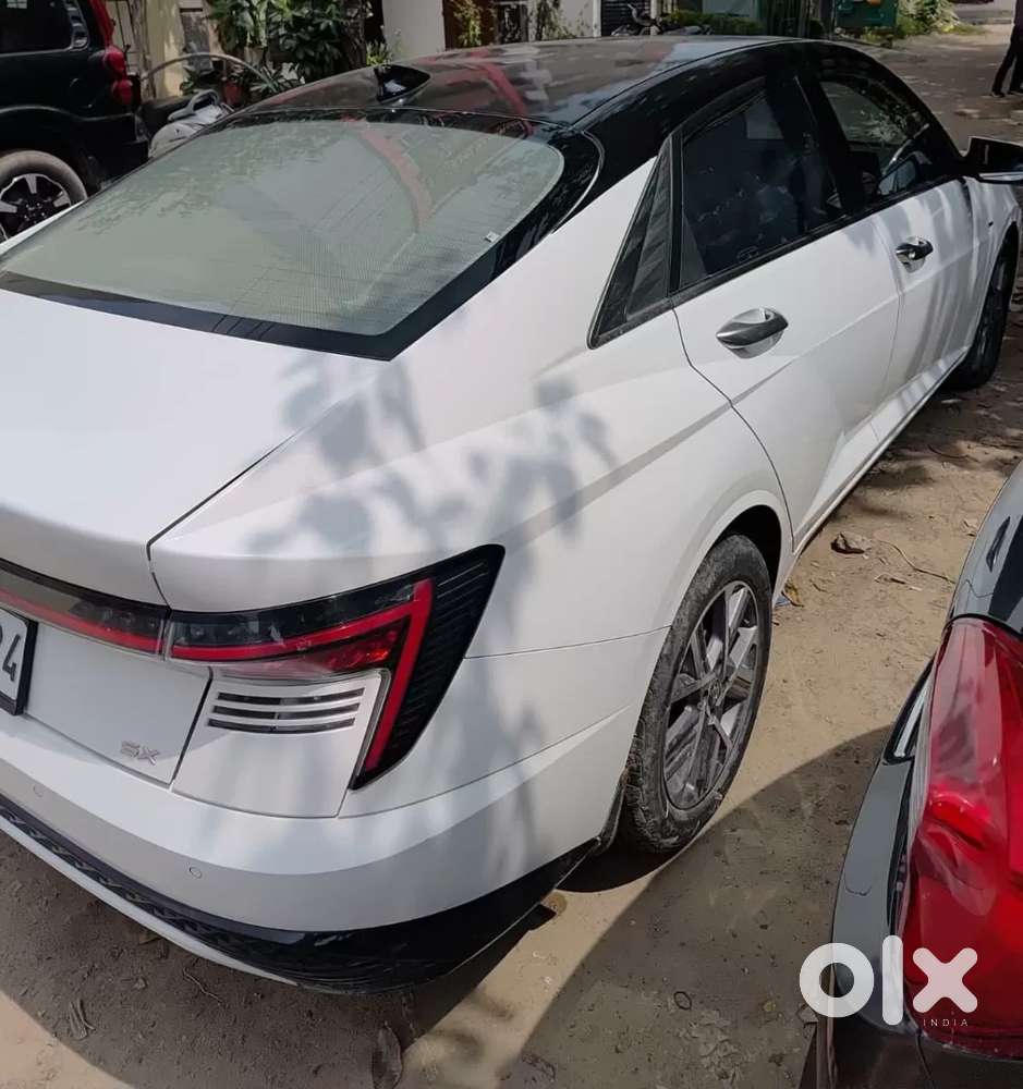Hyundai Verna 1.6 Sx (o) At Anniversary Edition Vtvt, 2023, Petrol