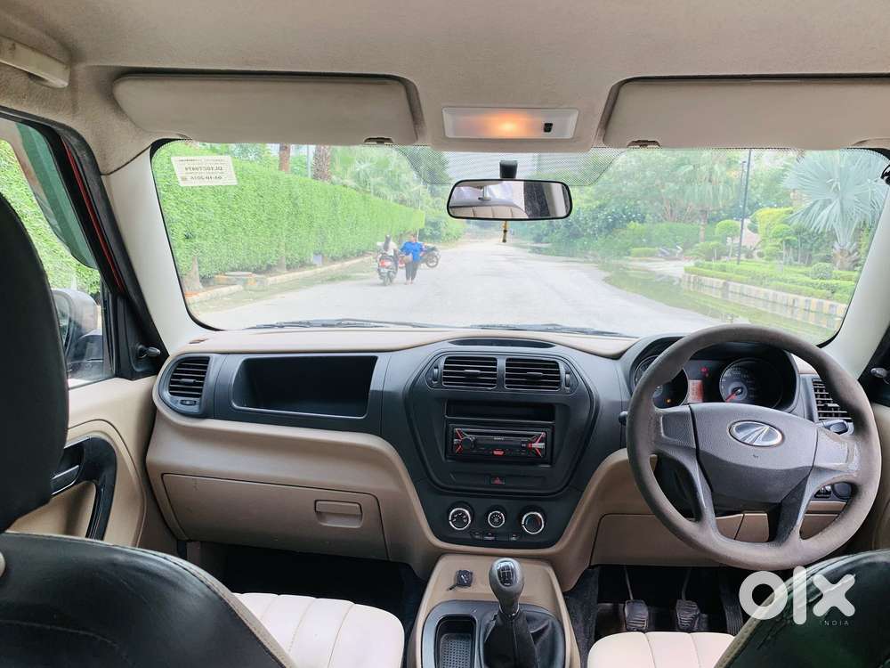 Mahindra Tuv 300 T4 Plus, 2016, Diesel