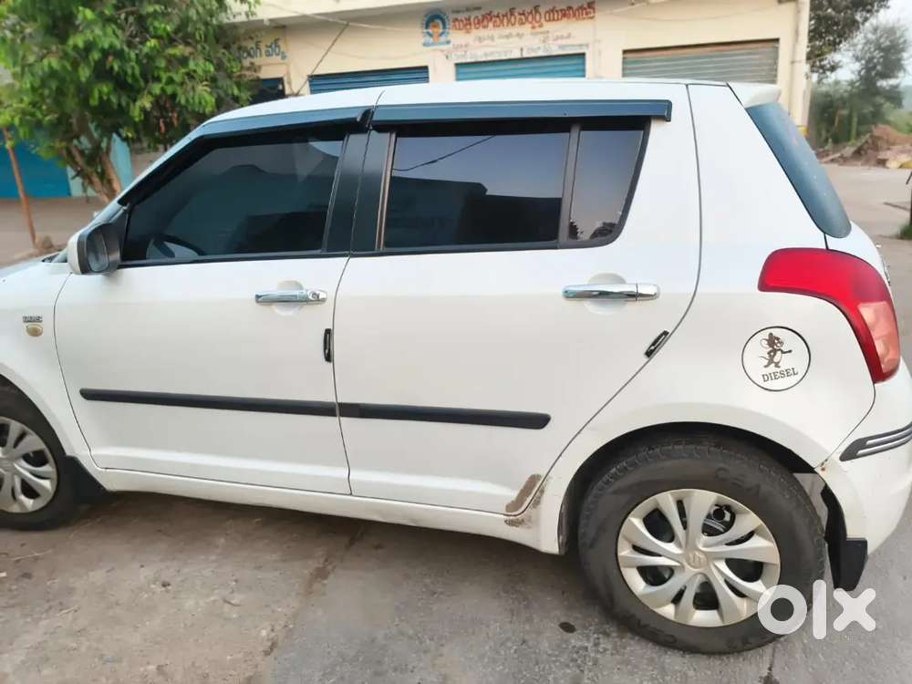 Maruti Suzuki Swift 2010 Diesel 114500 Km Driven