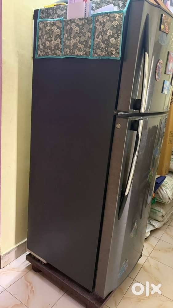 Godrej eon 260 liters