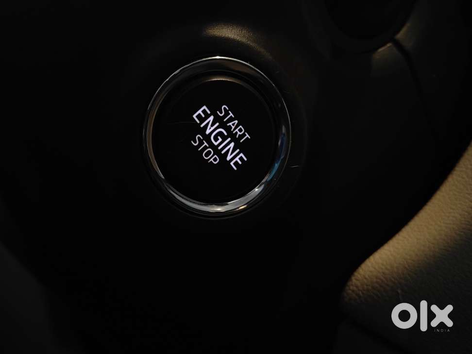 Skoda Slavia 1.0 Ambition Tsi At, 2023, Petrol