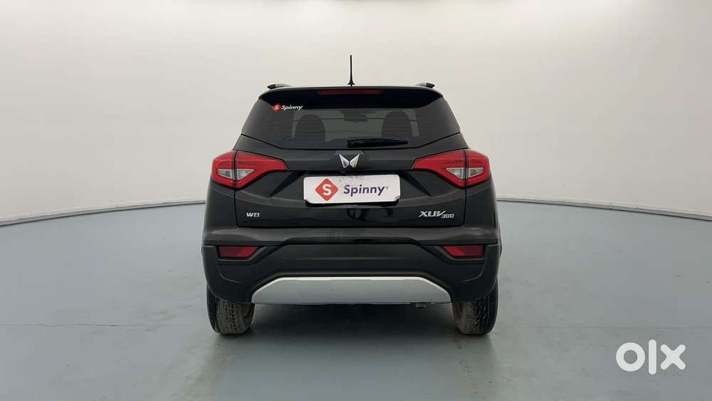 Mahindra Xuv300 W8 Amt Optional Diesel, 2022, Petrol