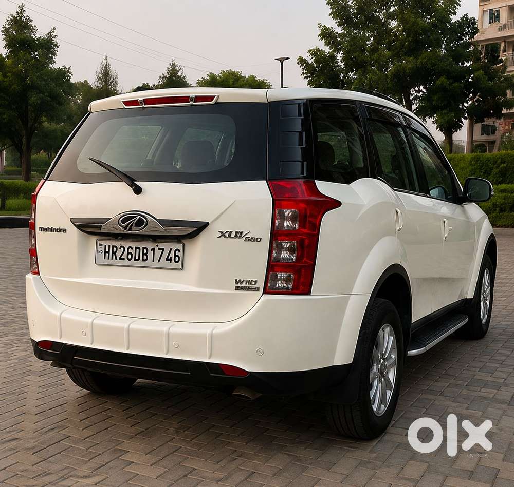 Mahindra Xuv500 W10 At, 2017