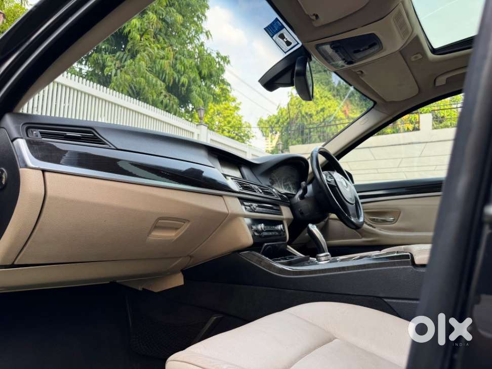 Bmw 5 Series 523i Sedan, 2012, Petrol