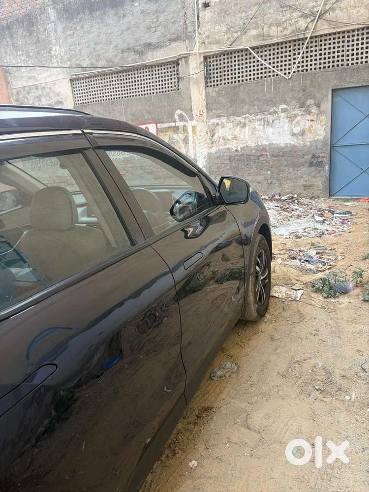 Mahindra Xuv700 Petrol 2025