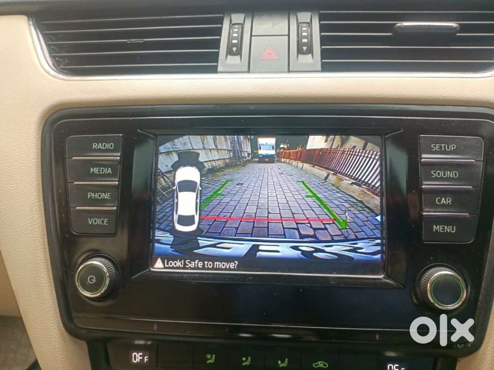 Skoda Octavia 1.8 Tsi Style Plus At, 2016, Petrol