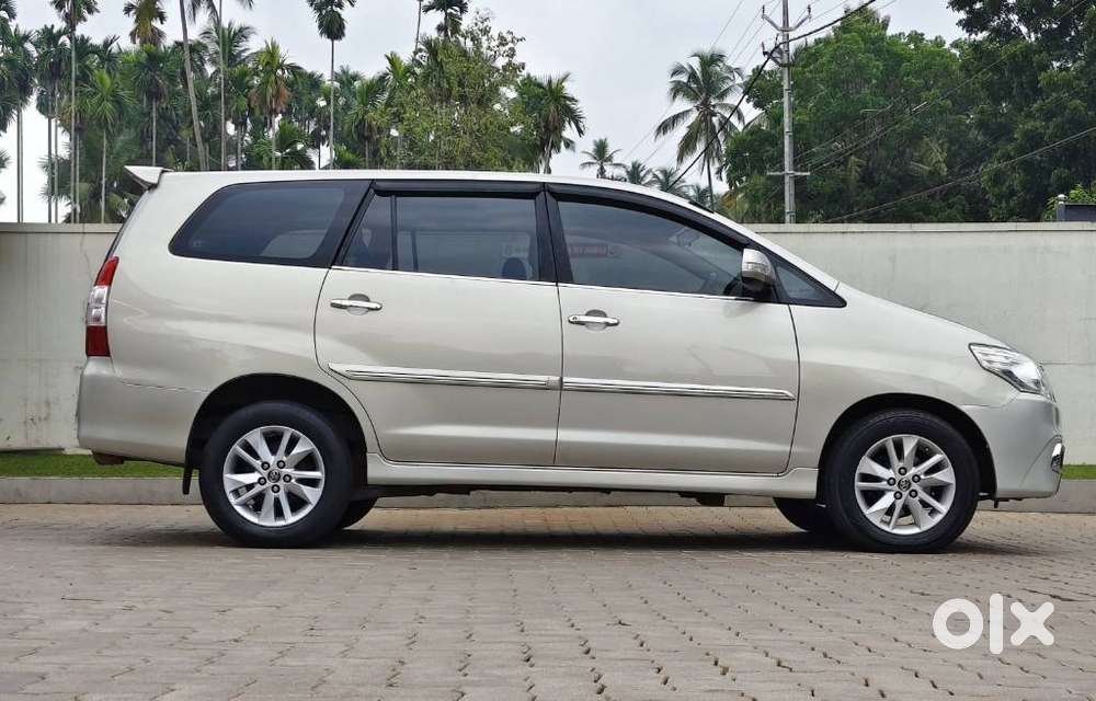 Toyota Innova 2.5 V 7 Str, 2012, Diesel