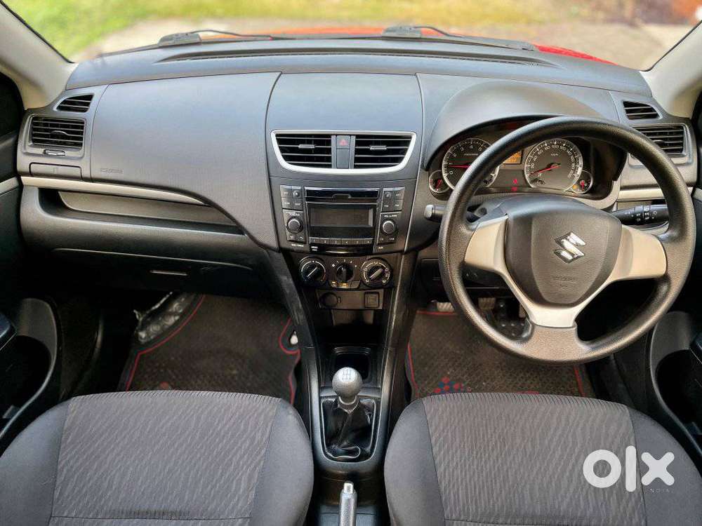 Maruti Suzuki Swift Vxi, 2016, Petrol