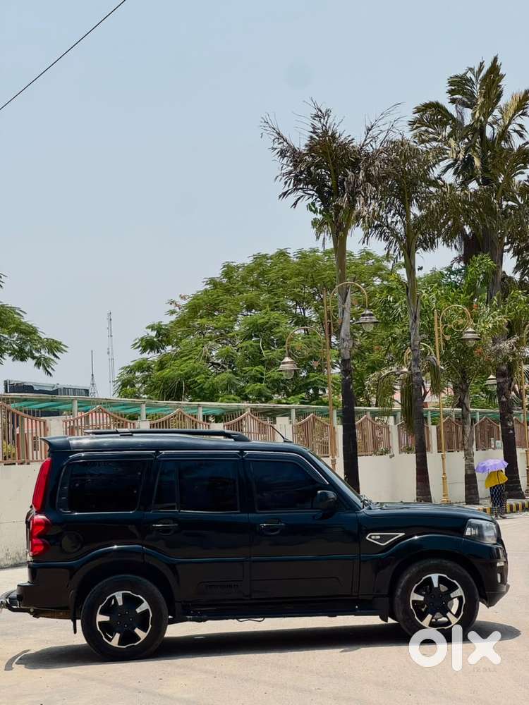 Mahindra Scorpio, 2022
