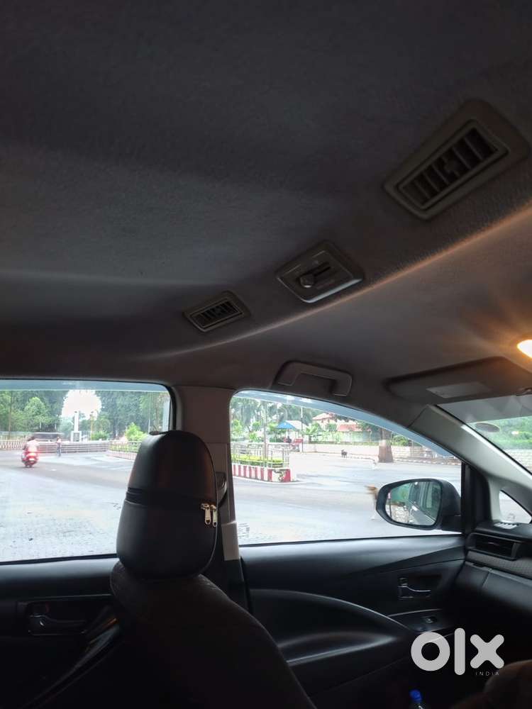 Toyota Innova Crysta 2016