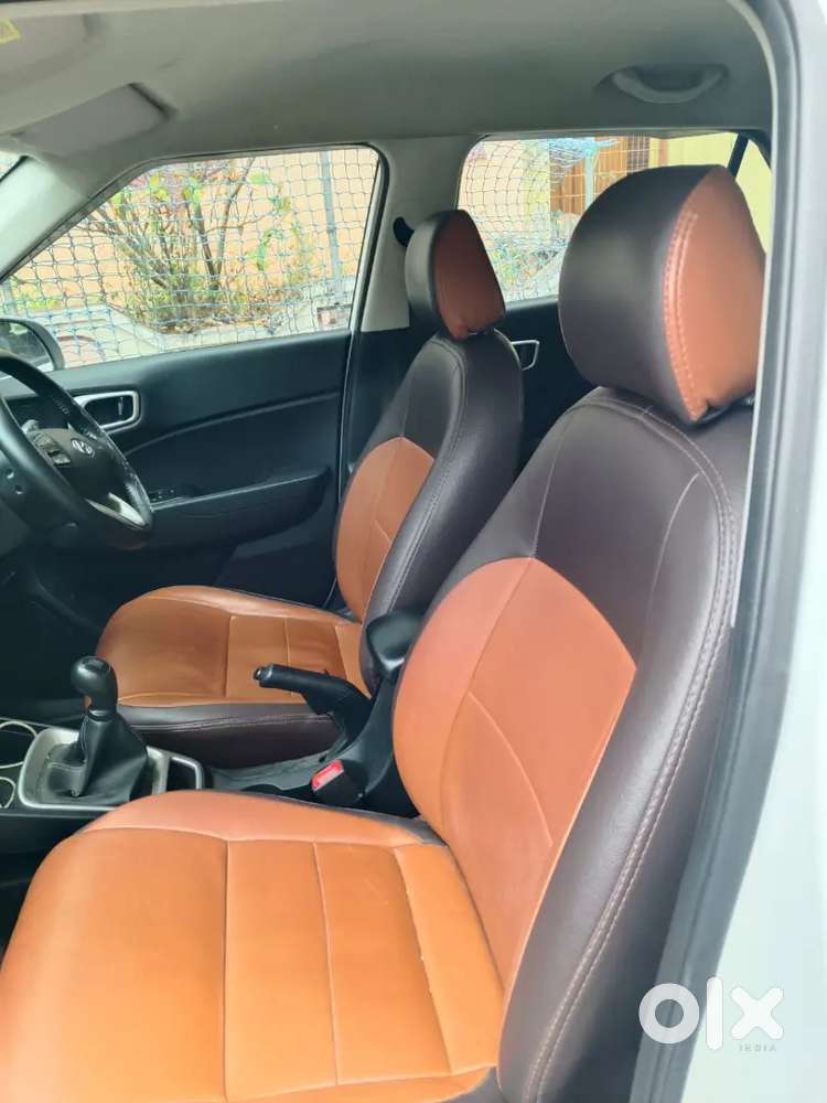 Hyundai Venue 1.2 Plus 2021 Petrol Manual