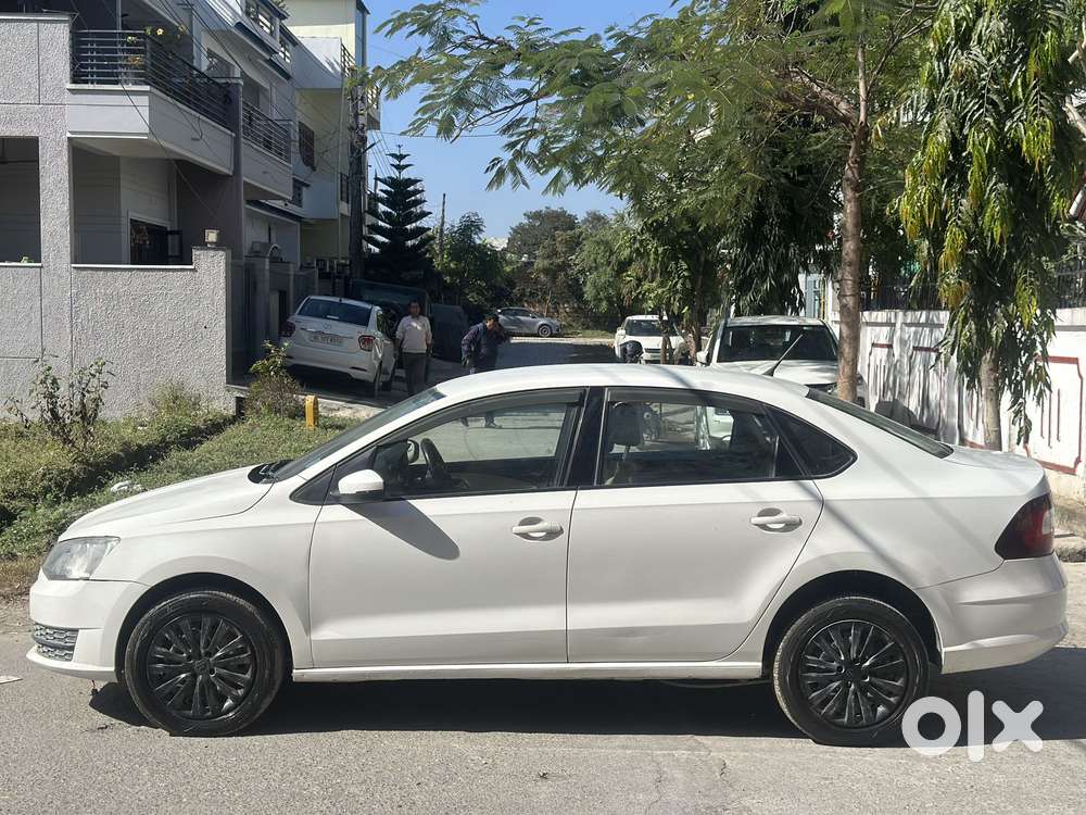 Skoda Rapid 1.6 Mpi Ambition, 2018, Petrol