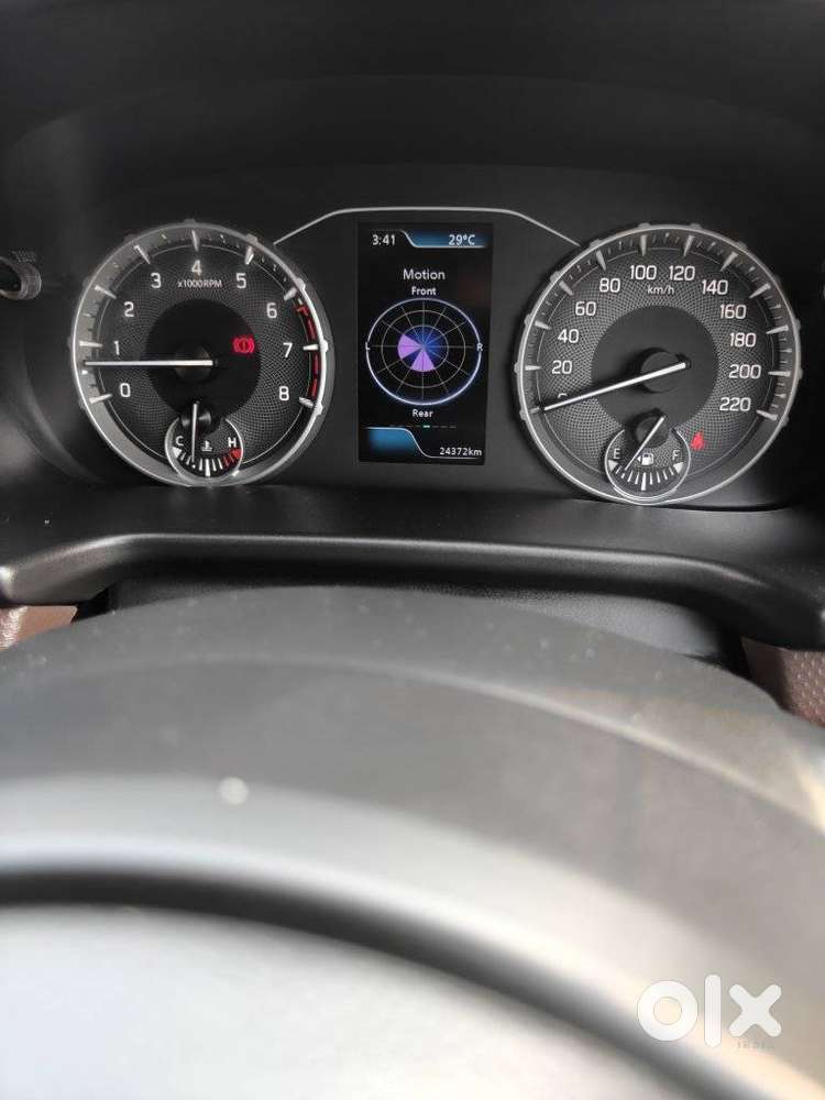 Maruti Suzuki Brezza 1.5 Zxi Smart Hybrid Dual Tone, 2023, Petrol