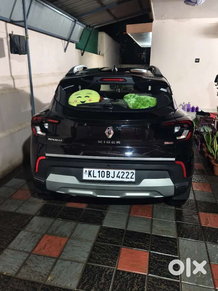 Renault Kiger 2023 Petrol Well Maintained.single Handled.stealth Black