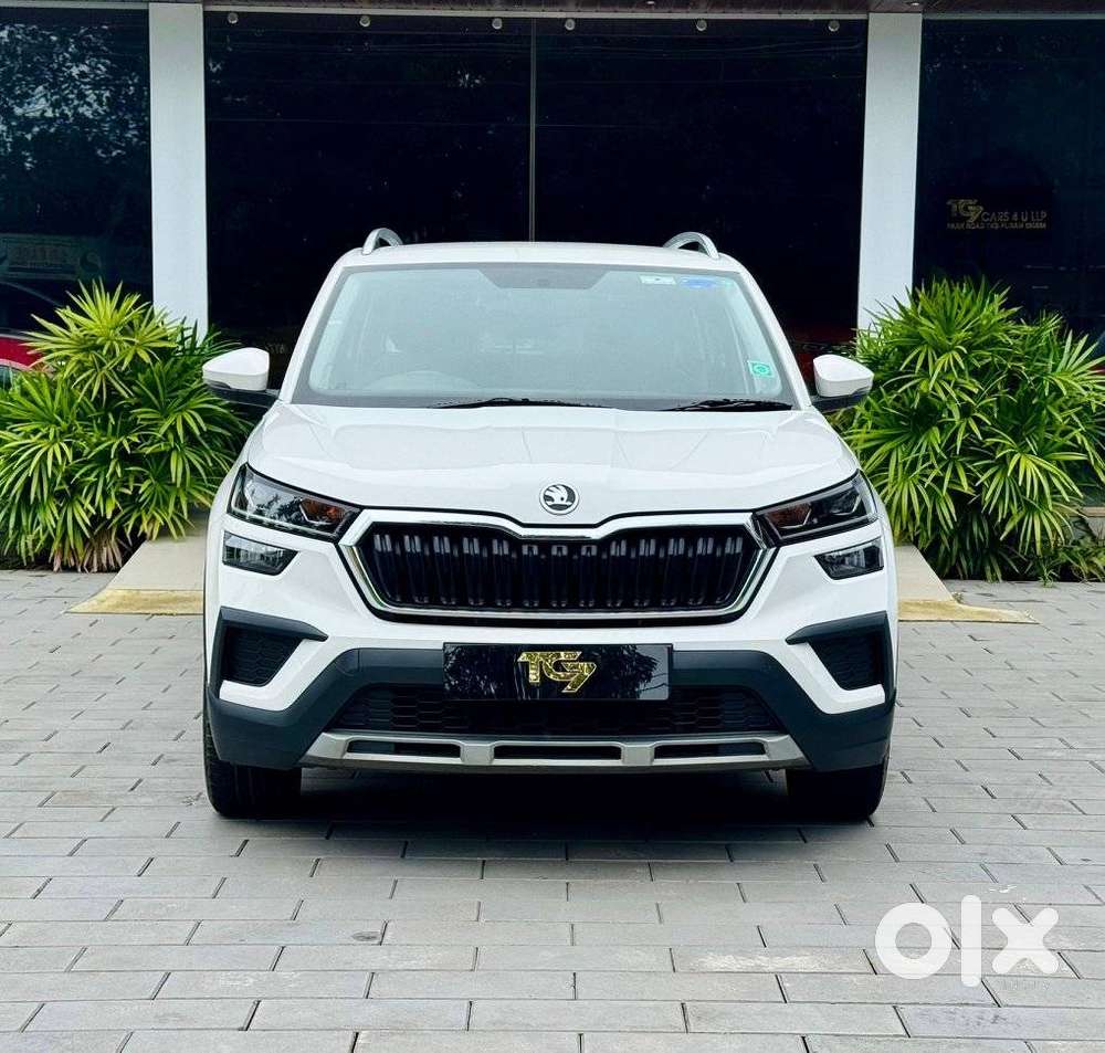 Skoda Kushaq 1.0 Tsi Ambition, 2023, Petrol