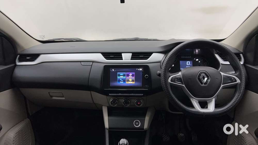 Renault Triber Rxz, 2022, Petrol